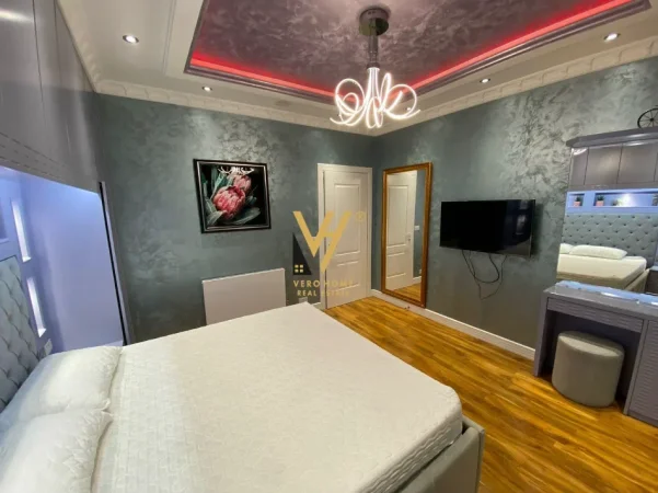 Tirane, jepet me qera apartament 2+1+Ballkon Kati 3, 90 m² 470 € (ALLIAS)