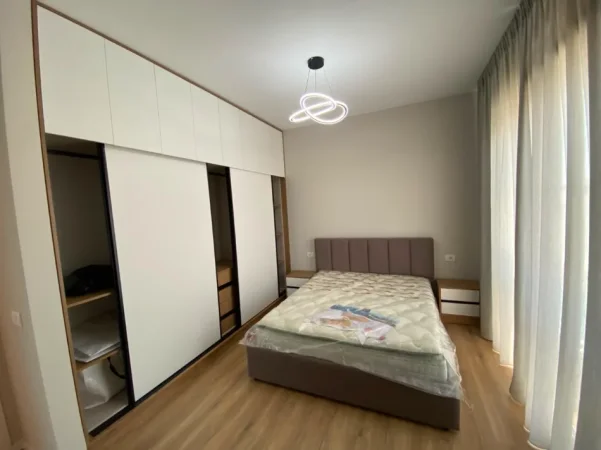 Tirane, jepet me qera apartament 2+1+2, Kati 6, 91 m² 500 € (Kamez)