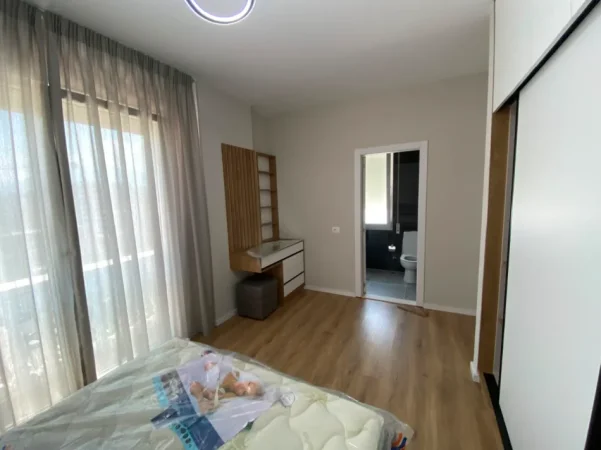 Tirane, jepet me qera apartament 2+1+2, Kati 6, 91 m² 500 € (Kamez)