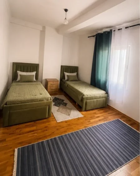Tirane, jepet me qera apartament 2+1+Ballkon Kati 3, 86 m² 600 € (Don Bosko, prane Bujtina e Gjelit)