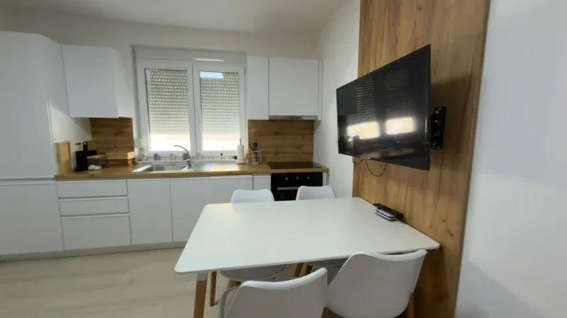 Tirane, shitet apartament 3+1+Aneks+Ballkon Kati 3, 92 m² 220.000 € (zogu i zi)