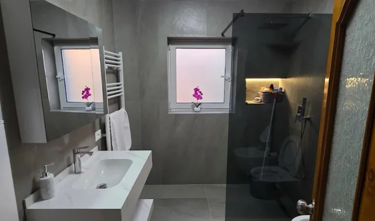 Tirane, shitet apartament 3+1 Kati 2, 110 m² 225.000 € 