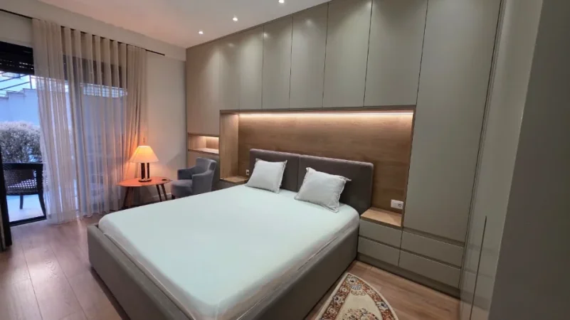 Jepet me qera apartament 1+1 Kati 1, kodra e diellit Tirane
