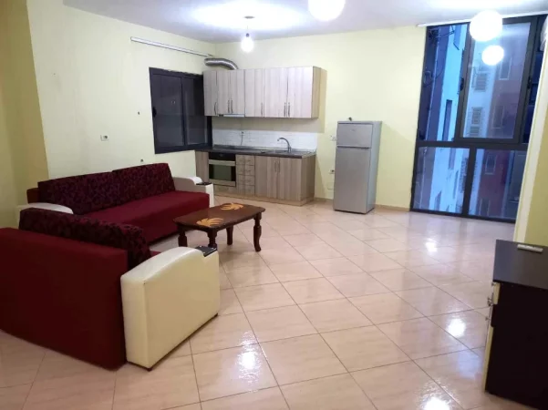 Jepet me Qera Apartament 2+1 ne Yzberisht tek Nela 3,  400 MIJE LEKE