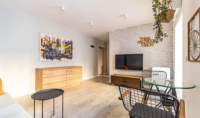 Tirane, jepet me qera garsonier 1+1 Kati 2, 40 m² 500 € 