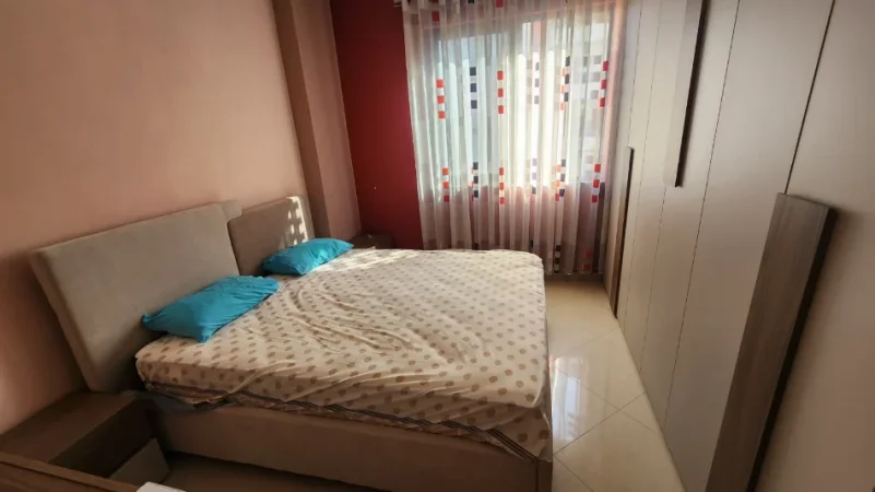 Tirane, jepet me qera apartament 2+1 Kati 3, 85 m² 550 € (RRUGA SOKRAT MIHO)