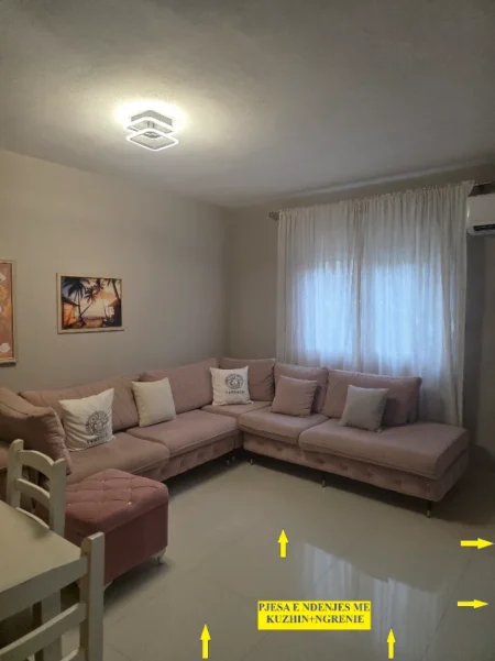 Tirane,Me Qera Apart,cilësor,rinovuar mobilje & paisje reja,tip 1+1,sip.57m²,qera 45'000Lek/muaj, prane ish-markat A.Demi,tek tv.Faxnews K.Cipo.Tirane