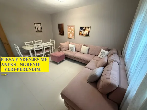 Tirane,Me Qera Apart,cilësor,rinovuar mobilje & paisje reja,tip 1+1,sip.57m²,qera 45'000Lek/muaj, prane ish-markat A.Demi,tek tv.Faxnews K.Cipo.Tirane