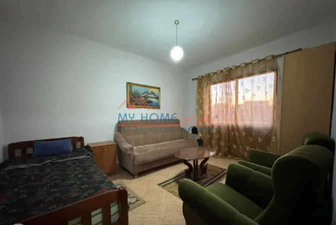 Tirane, jepet me qera apartament 2+1+Ballkon Kati 4, 80 m² 520 € (Rruga Pandi Dardha)