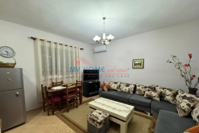 Tirane, jepet me qera apartament 2+1+Ballkon Kati 4, 80 m² 520 € (Rruga Pandi Dardha)