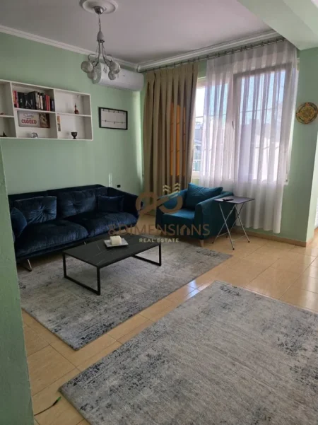 Jepet me qera Apartament 2+1+2 ne Ali Dem, tek Rruga Petro Nini Luarasi D8242Z-23