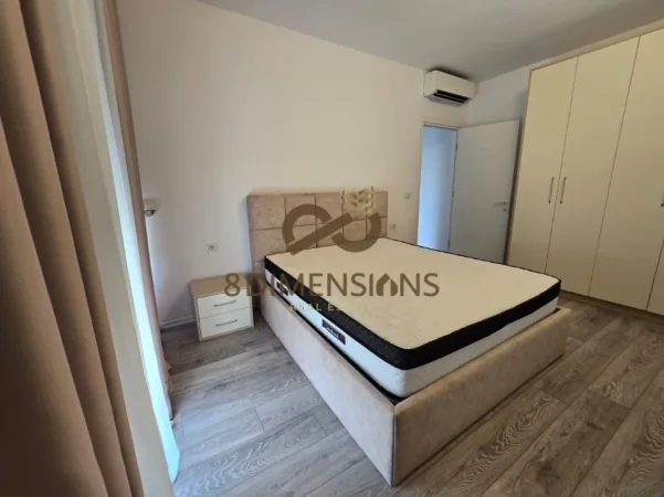 Jepet me qera Apartament 1+1 ne fushen e Ali Demit (D8241A-198)