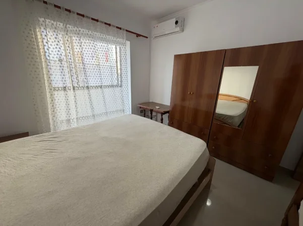 Tirane, jepet me qera apartament 1+1 Kati 3, 60 m² 450 € (TREGU ELEKTRIK)