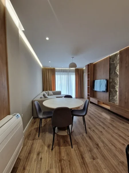 Tirane, jepet me qera apartament 1+1 Kati 4, 80 m² 750 € (RRUGA DRITAN HOXHA)
