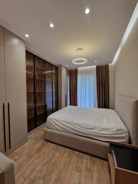 Tirane, jepet me qera apartament 1+1 Kati 3, 80 m² 750 € (RRUGA DRITAN HOXHA)