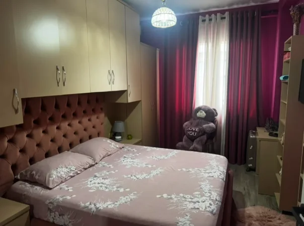Tirane, jepet me qera apartament 1+1 Kati 4, 430 € (Misto Mame)