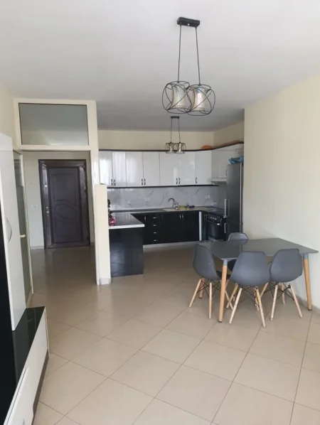 Tirane, jepet me qera apartament 2+1 Kati 8, 90 m² 450 € (Astir)