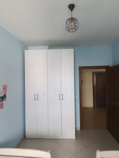 Tirane, jepet me qera apartament 2+1 Kati 8, 90 m² 450 € (Astir)