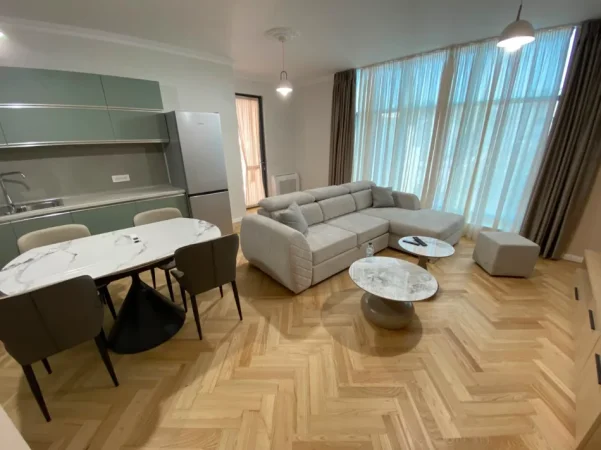 Durres, jepet me qera apartament 1+1 , 85 m² 850 € (Vollga)