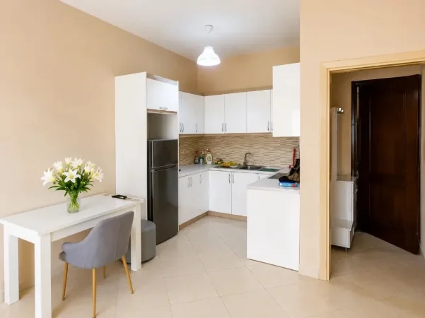 Tirane, jepet me qera apartament 1+1 Kati 8, 60 m² 420 € (ASTIR)