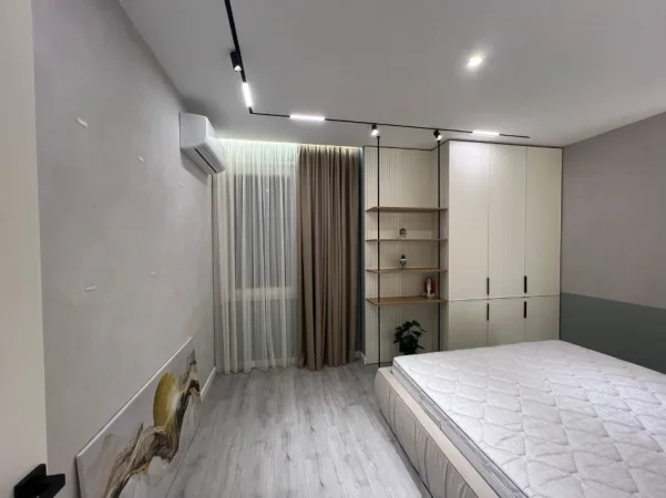 Durres, jepet me qera apartament 1+1 , 65 m² 750 € (Vollga)