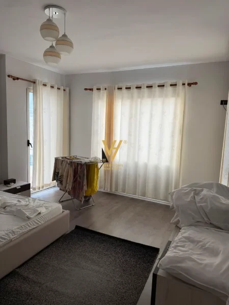 Tirane, jepet me qera apartament 2+1+Ballkon Kati 7, 144 m² 720 € (LIQENI I THATE)
