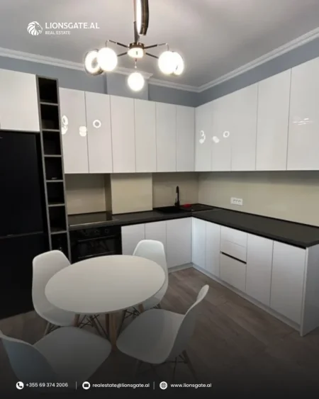 Tirane, jepet me qera apartament 2+1+Ballkon , 80 m² 750 € 