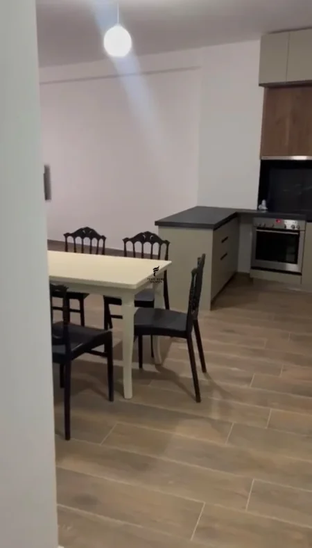 Tirane, shitet apartament 2+1 Kati 5, 88 m² 147.000 € (ASTIR)