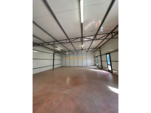 Qera, Magazinë, Valias, Kamëz 0696069906