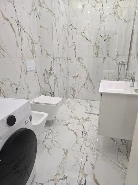 Shqiperi, jepet me qera apartament 1+1 Kati 5, 550 € 