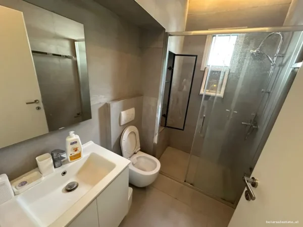 Tirane, jepet me qera Vile 1+1 Kati 1, 60 m² 420 € (Abdurrahmin Buza)