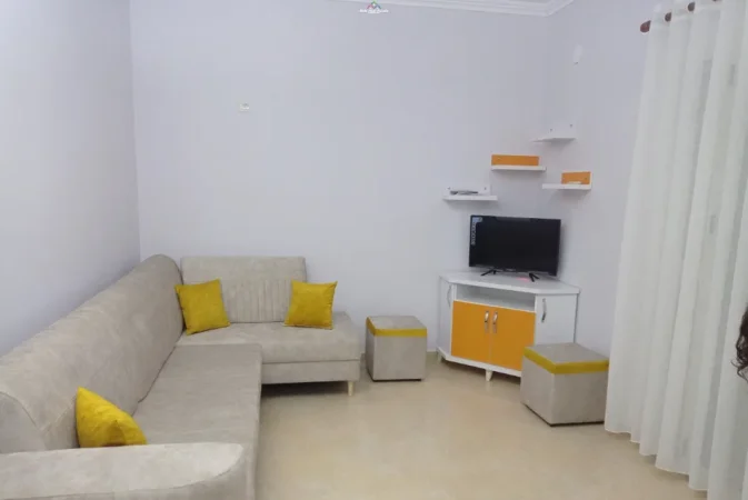 Tirane, jepet me qera Vile 2+1 Kati 2, 80 m² 540 € (prane Komplekit Erli)