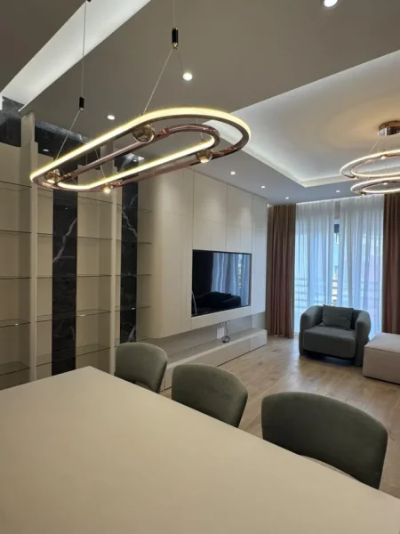 Tirane, shitet apartament 3+1 Kati 4, 142 m² 314.000 € (Laprake)