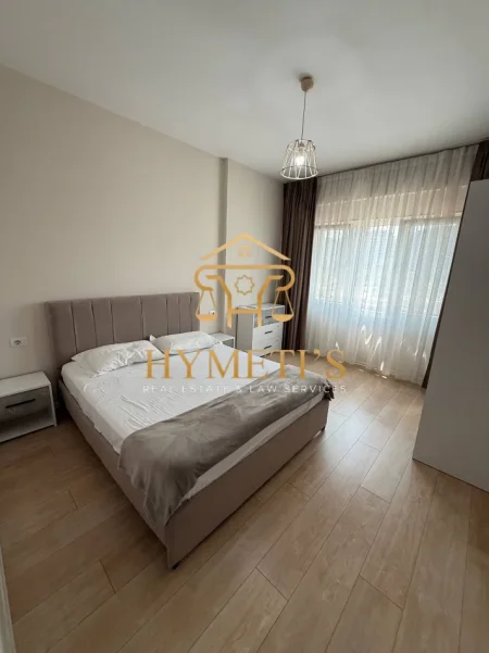 Tirane, jepet me qera apartament 2+1+Ballkon Kati 4, 95 m² 1.600 € (Rruga e Kosovarëve, Tiranë)