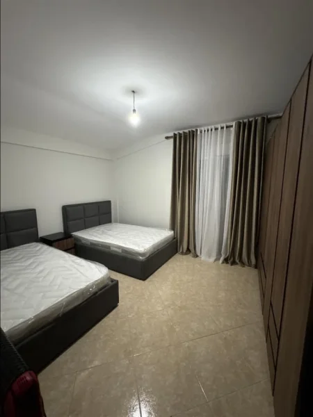 Tirane, jepet me qera apartament 2+1 Kati 5, 140 m² 500 € (Kodra E. Priftit)