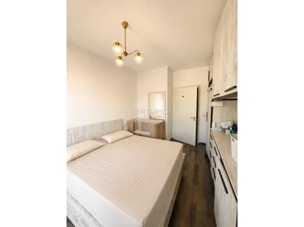 Tirane, jepet me qera apartament 1+1+Ballkon Kati 5, 75 m² 650 € (stadiumi dinamo)