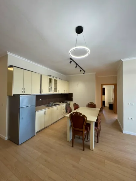 Tirane, shitet apartament 2+1 Kati 7, 115 m² 155.000 € (Fresk)