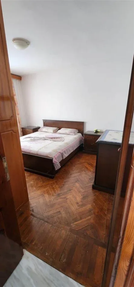 Sarande, jepet me qera apartament 1+1+Aneks+Ballkon Kati 4, 80 m² 40 €