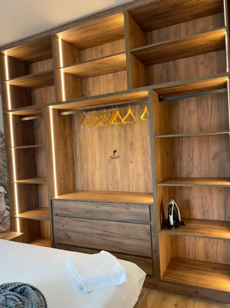 Tirane, jepet me qera apartament 1+1 Kati 7, 70 m² 600 € (RRUGA KONGRESI I MANASTIRIT)