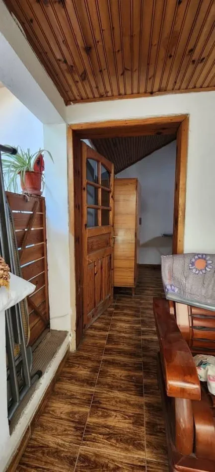 Tirane, jepet me qera apartament 1+1 Kati 1, 50 m² 250 € (Brryli)