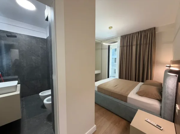 Tirane, jepet me qera apartament 2+1+Ballkon Kati 9, 116 m² 1.250 € (Golden Tower Residence, Tiranë.)