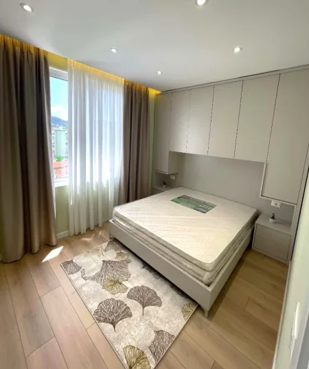 Tirane, shitet apartament 2+1+Ballkon Kati 9, 70 m² 235.000 € (rruga myslym shyri)