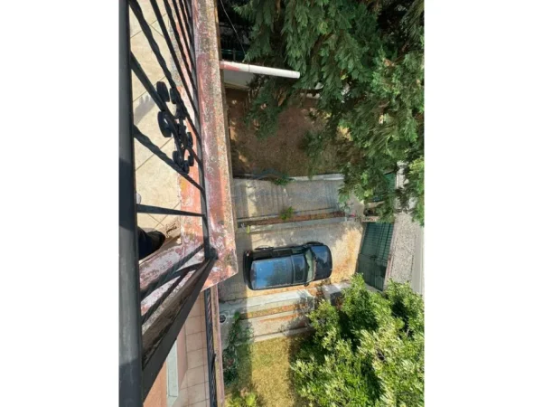 Tirane, jepet me qera Vile Vile 3 Katshe , 407 m² 2.000 € (Kodra e Priftit, Tirane)