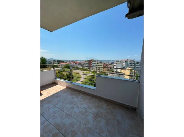 Tirane, shitet apartament 2+1 Kati 7, 114 m² 155.000 € (Restorant Fresku, Rruga e Dajtit)
