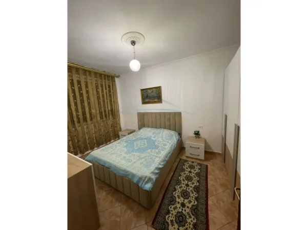 Tirane, jepet me qera apartament 2+1+Ballkon Kati 2, 63 m² 600 € (Don Bosko)