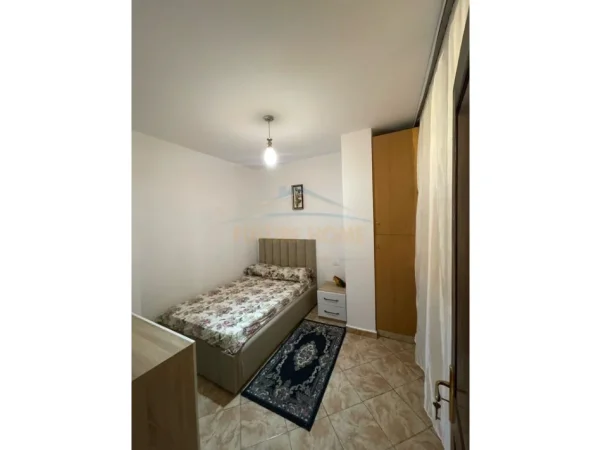 Tirane, jepet me qera apartament 2+1+Ballkon Kati 2, 63 m² 600 € (Don Bosko)