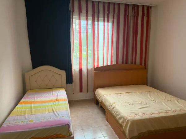 Tirane, jepet me qera apartament 1+1 Kati 1, 70 m² 350 € (PRANE MARLIN BARLETIT)