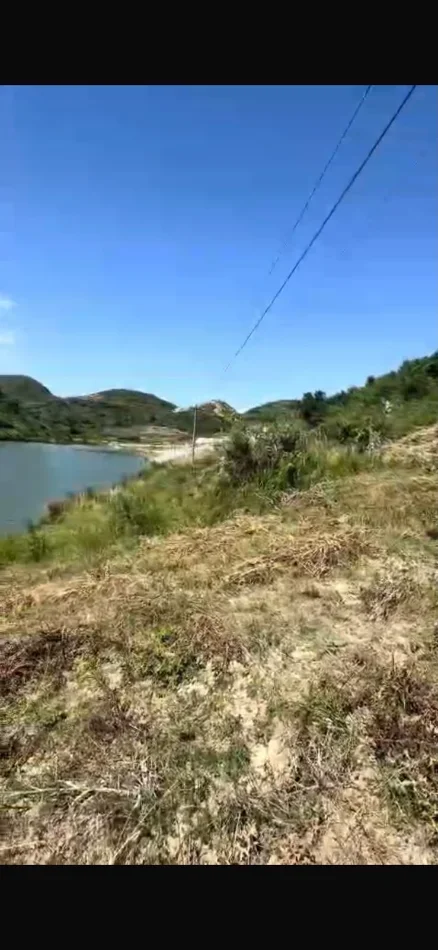 Durres, shitet toke , 3.000 m² 300.000 € 
