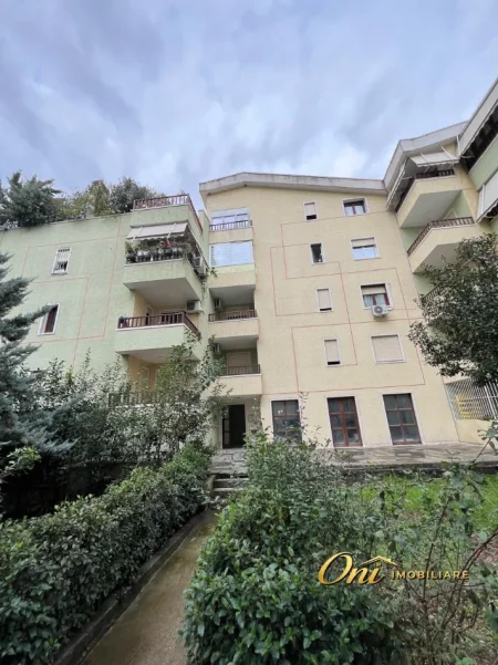 Tirane, shitet apartament 2+1 Kati 4, 107 m² 235.000 € (KOPSHTI BOTANIK)