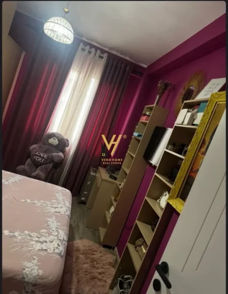Tirane, jepet me qera apartament 1+1+Ballkon Kati 4, 65 m² 420 € (MISTO MAME)